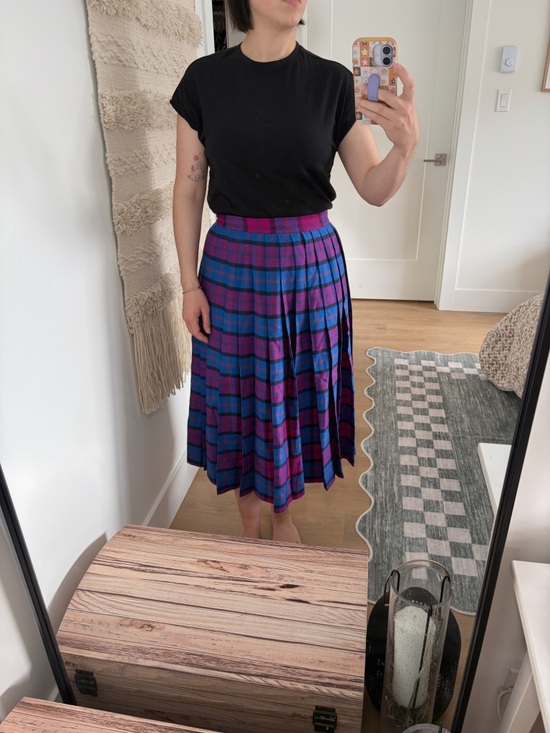 Vintage Dresses & Skirts - Vintage Wool Pleated Midi Skirt in Blue and Purple Plaid Size Small